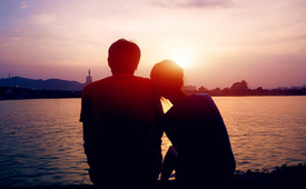 喜歡看恐怖片的女生是什么心理 驚悚片和恐怖片的區(qū)別