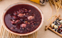 喉嚨痛可以吃牛肉嗎 喉嚨痛吃牛肉有影響嗎