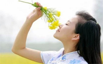 如何成為更會(huì)聊天的人 和喜歡的人怎么找話(huà)題聊天