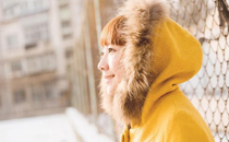 冬天穿沖鋒衣暖和嗎 冬天穿沖鋒衣里面怎么搭配