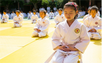 女子跑步機上猝死是怎么回事 女性用跑步機每次跑多久合適