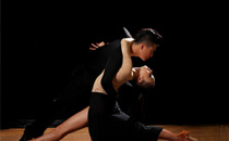 跳交誼舞怎樣踏準(zhǔn)節(jié)拍 交際舞怎么跳比較好