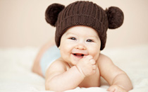 冬天寶寶幾天洗一次澡 冬天寶寶什么時(shí)候洗澡最好