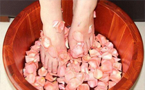 油菜怎么做給寶寶吃 產(chǎn)婦油菜的做法大全