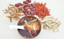 吃中藥可以吃海鮮嗎 吃中藥后吃海鮮會(huì)怎樣