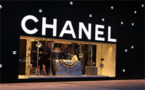 赫蓮娜白繃帶和黑繃帶有什么區(qū)別 赫蓮娜白繃帶和黑繃帶哪個好