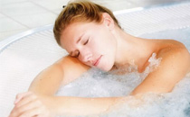 冬天空調(diào)朝上還是朝下 冬天空調(diào)制熱開(kāi)多少度合適