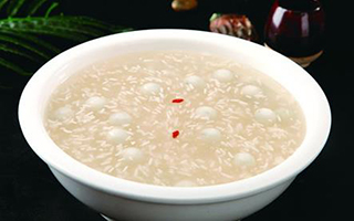 月子水喝多有影響嗎 月子水可以洗澡嗎