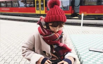 冬天戴帽子頭發(fā)怎么扎 冬天戴帽子頭發(fā)放哪