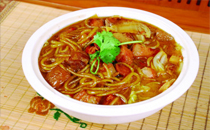 最適合冬天的豬肉燉粉條 豬肉燉粉條怎么做好吃又簡單