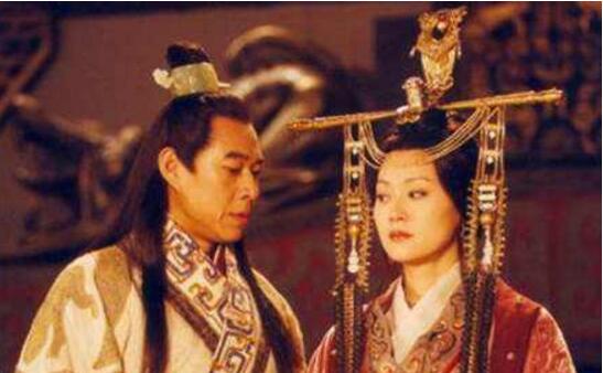 嫪毐之物碩大能轉(zhuǎn)動車輪，曾是趙姬情夫最后卻被五馬分尸