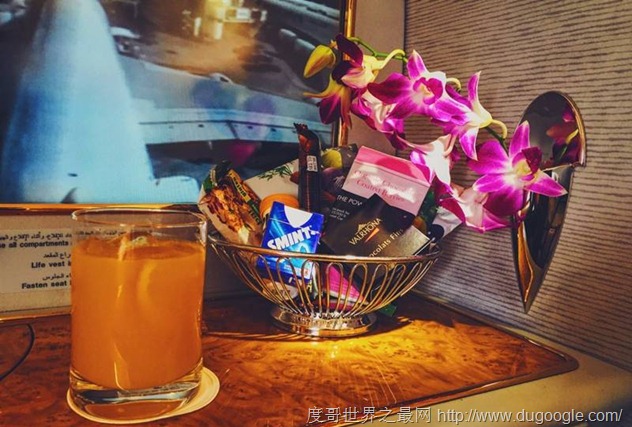 阿聯(lián)酋航空公司服務(wù)全球排第一，私人艙被視為皇室享受酋長待遇