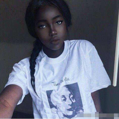 世界上最漂亮的黑人美女，黑人女孩Lolita成網(wǎng)紅(真的美)