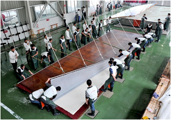 中國宣紙之鄉(xiāng)安徽宣城涇縣誕生最大宣紙